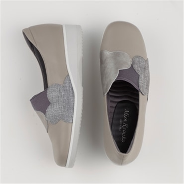 ≪SALE≫22.0cm グレー [ミスキョウコ]フラワーモチーフシューズ 4E 106430