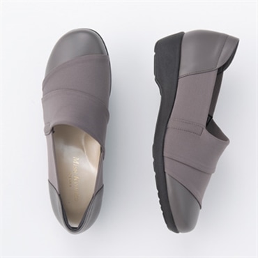 [ミスキョウコ]撥水ストレッチスリッポン 4E 108111 グレージュ 22.0cm