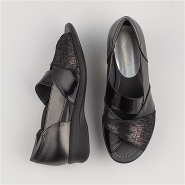 ≪SALE≫22.0cm ブラック [ミスキョウコ]軽量コンビサンダル 4E 109363