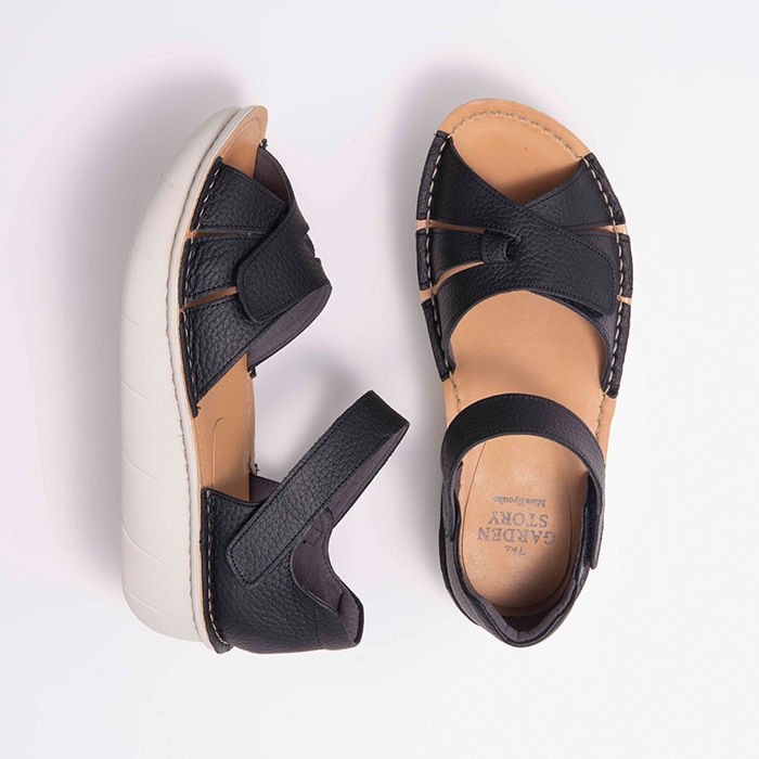 [the GARDEN STORY]簡単調節面ファスナーサンダル 4E 153543 ブラック S