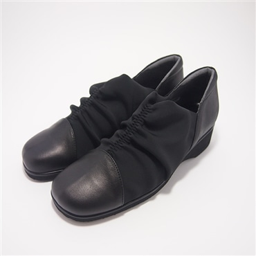 [ミスキョウコ]シャーリングパンプス 4E 164002 ブラック 22.0cm