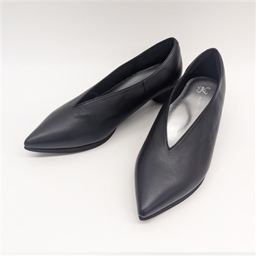 ≪SALE≫ 22.0cm ブラック[K.by Miss Kyouko] ポインテッドパンプス 4E 3D0100