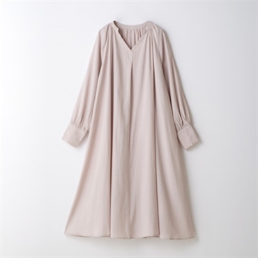 [ミスキョウコ]ピーチスキンVネックワンピース ASOF13 ベージュ M-L(フリーサイズ)