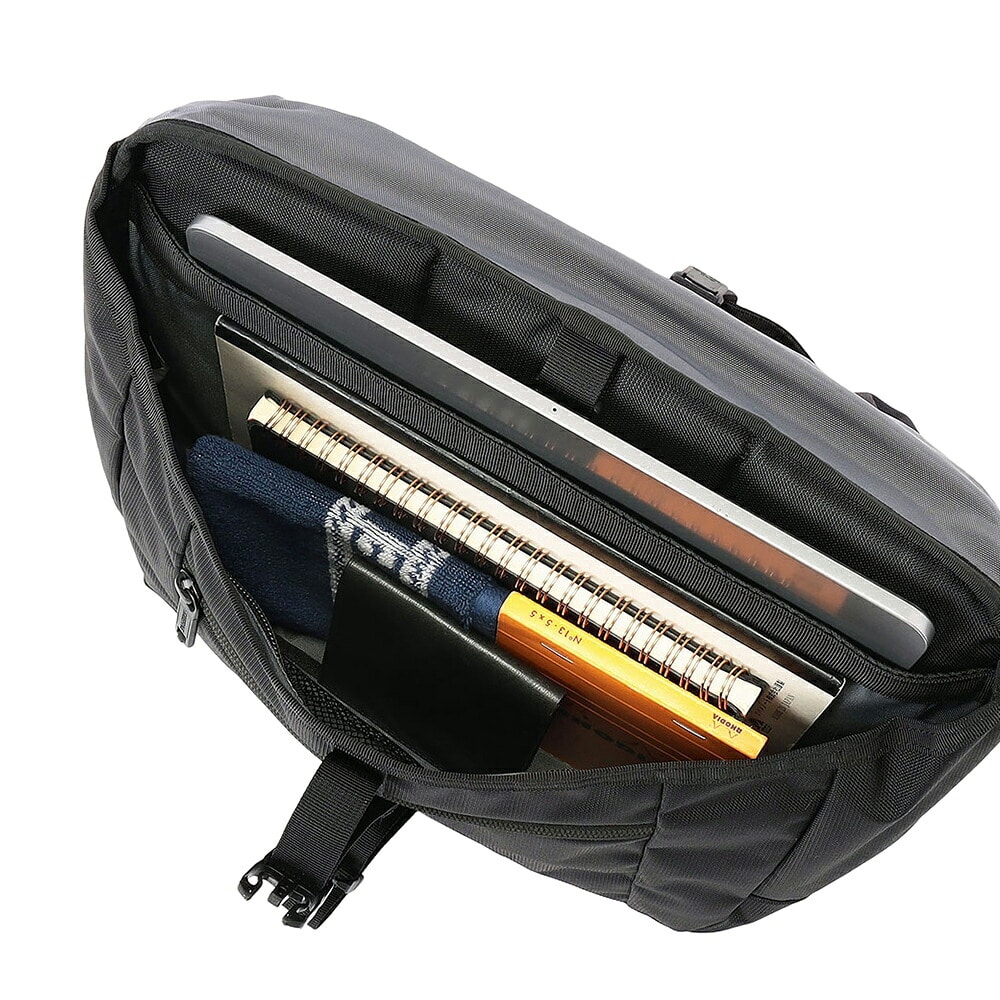 ブリーフィング バッグ ショルダーバッグ 斜め掛け A4対応 7L BRIEFING MFC メッセンジャー Sサイズ BRA253L45 メンズ ブラック -010 ブラック
