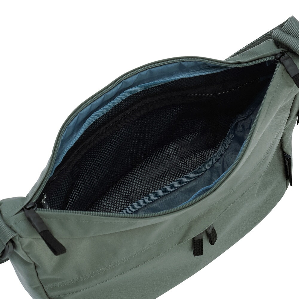 コールマン ショルダーバッグ 斜め掛け 10L B5 サブバッグ Coleman ユニウォーカーバナナショルダー メンズ レディース キッズ 送料無料 誕生日プレゼント ギフト ラッピング無料 正規代理店 3.サファリ -2234478 3.サファリ