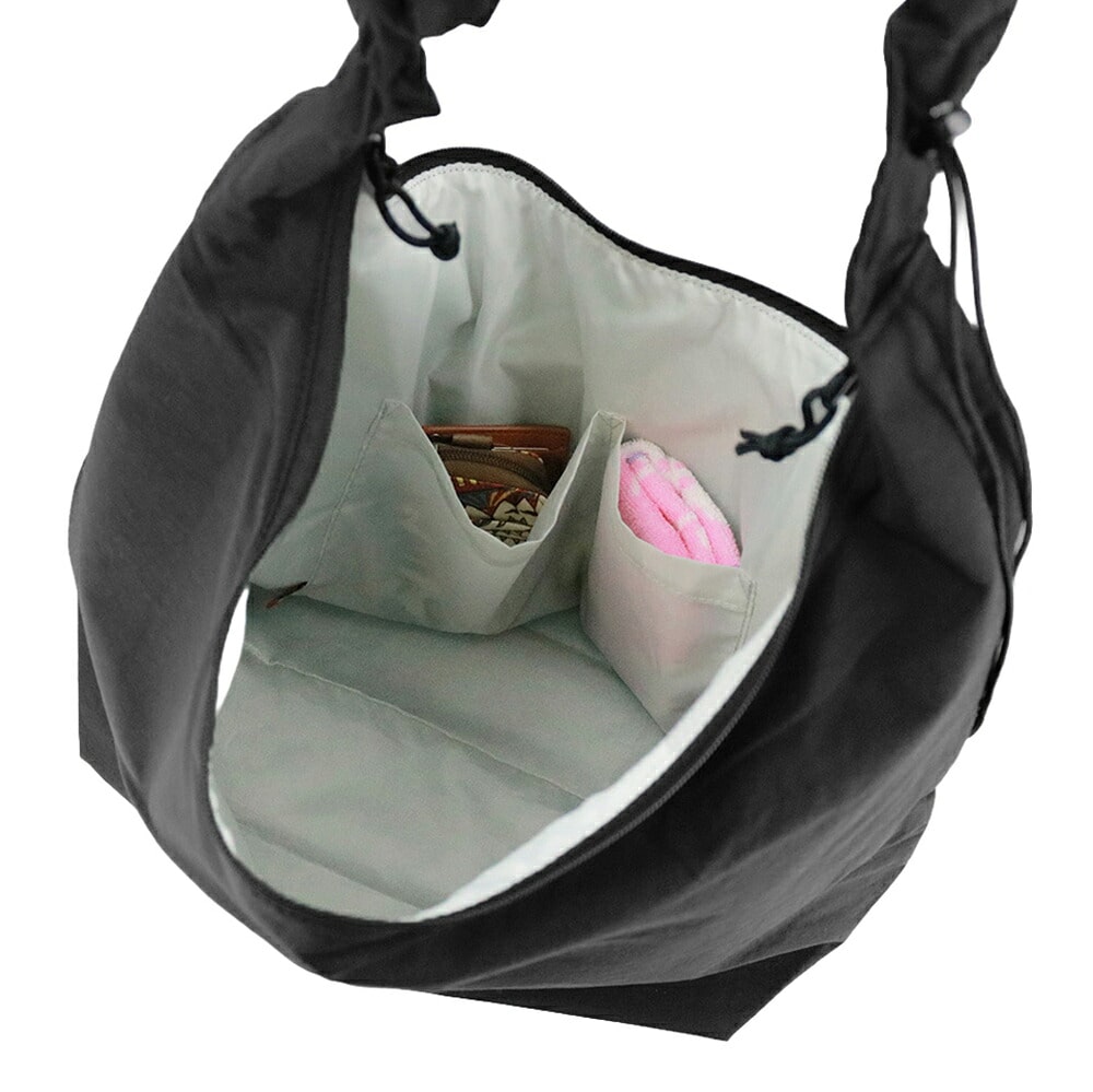 チャムス ショルダーバッグ 斜め掛け 14L A4 CHUMS ウェービーストラップショルダーバッグ CH60-4141 メンズ レディース キッズ 送料無料 誕生日プレゼント ギフト ラッピング無料 正規代理店 1.ブラック -604141k001 1.ブラック