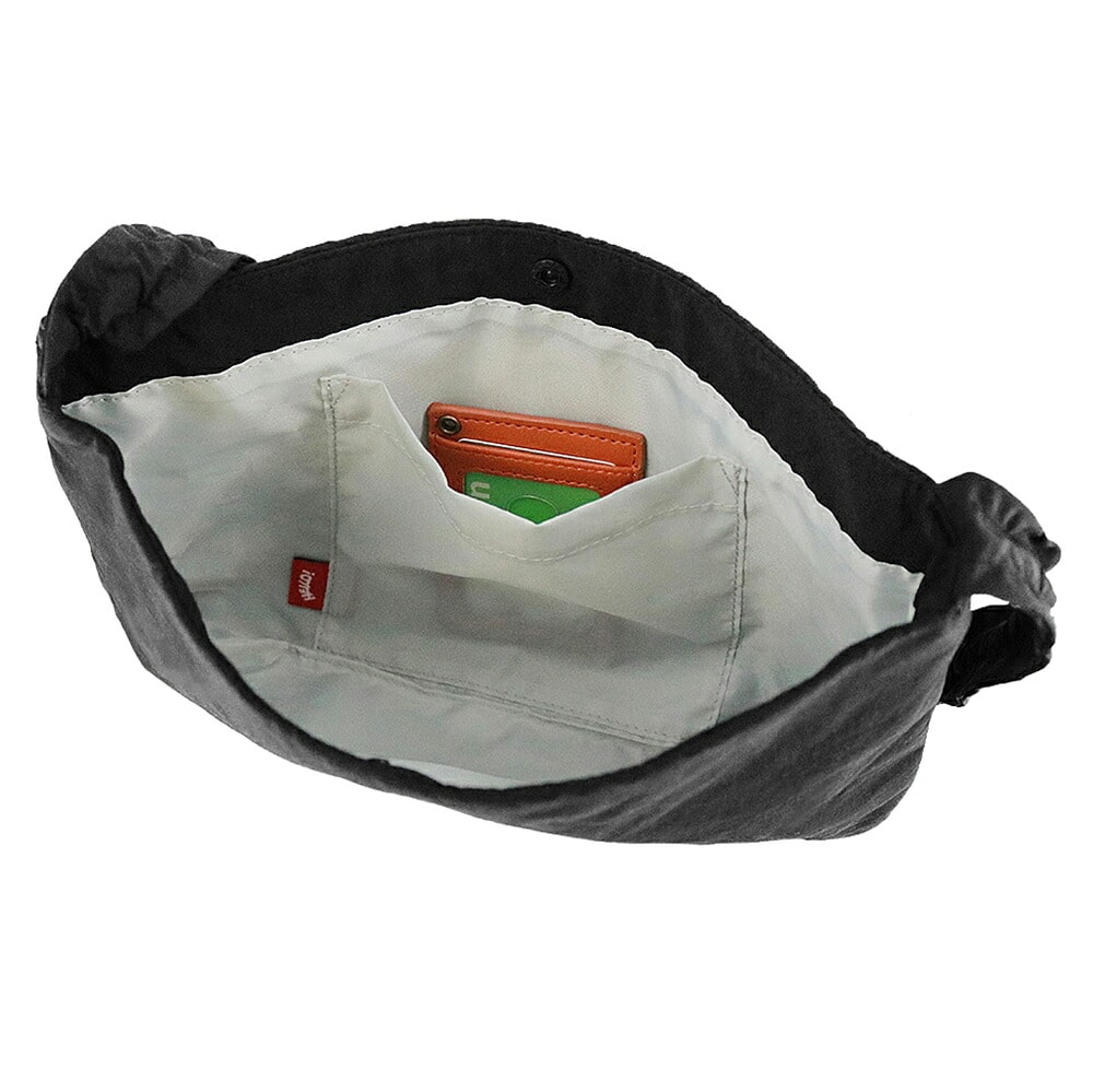 チャムス ショルダーバッグ サコッシュ 斜め掛け 撥水 軽量 1.5L B6 CHUMS ウェービーストラップミニショルダーバッグ CH60-4144 メンズ レディース キッズ 誕生日プレゼント ギフト ラッピング無料 正規代理店 1.ブラック -604144k001 1.ブラック