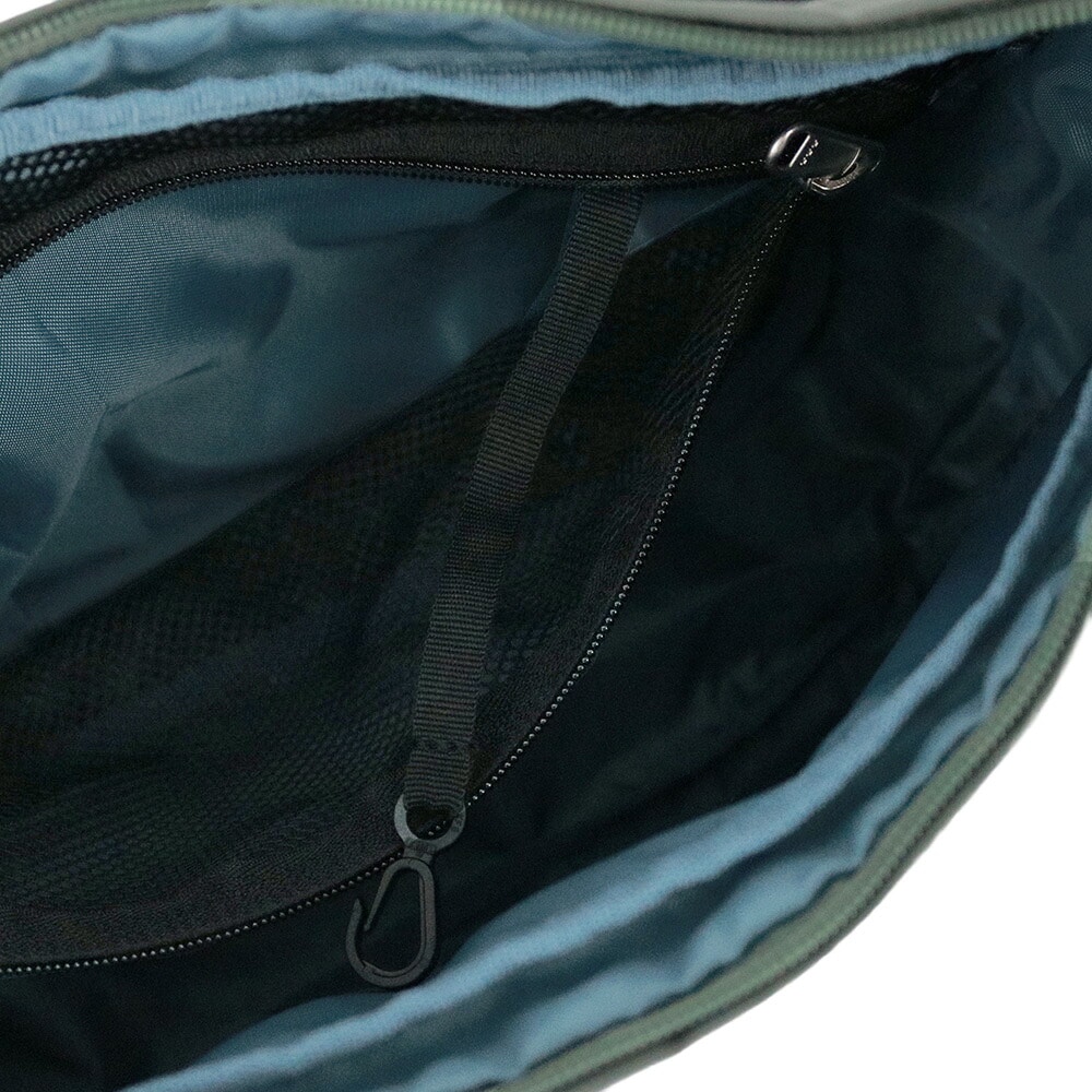 コールマン ショルダーバッグ 斜め掛け 10L B5 サブバッグ Coleman ユニウォーカーバナナショルダー メンズ レディース キッズ 送料無料 誕生日プレゼント ギフト ラッピング無料 正規代理店 3.サファリ -2234478 3.サファリ