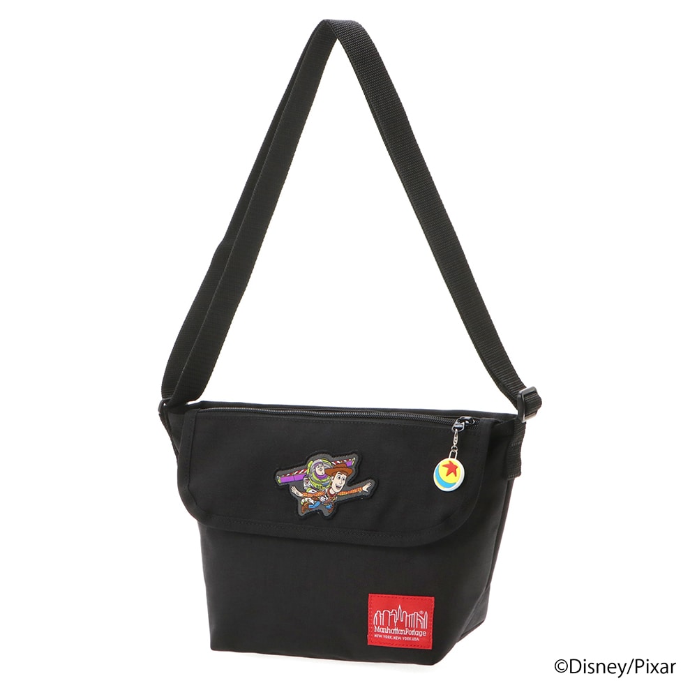 マンハッタンポーテージ ディズニー ピクサー トイ・ストーリー ナイロンメッセンジャーバッグ(XS) MP1603FZPMGNTTOYWBZ 1.ウッディ&バズ・ライトイヤー -wbz 1.ウッディ&バズ・ライトイヤー
