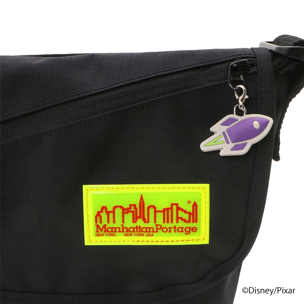 マンハッタンポーテージ ディズニー ピクサー トイ・ストーリー ナイロンメッセンジャーバッグ(SM) MP1605JRMGNTTOYALN 2.エイリアン -aln 2.エイリアン