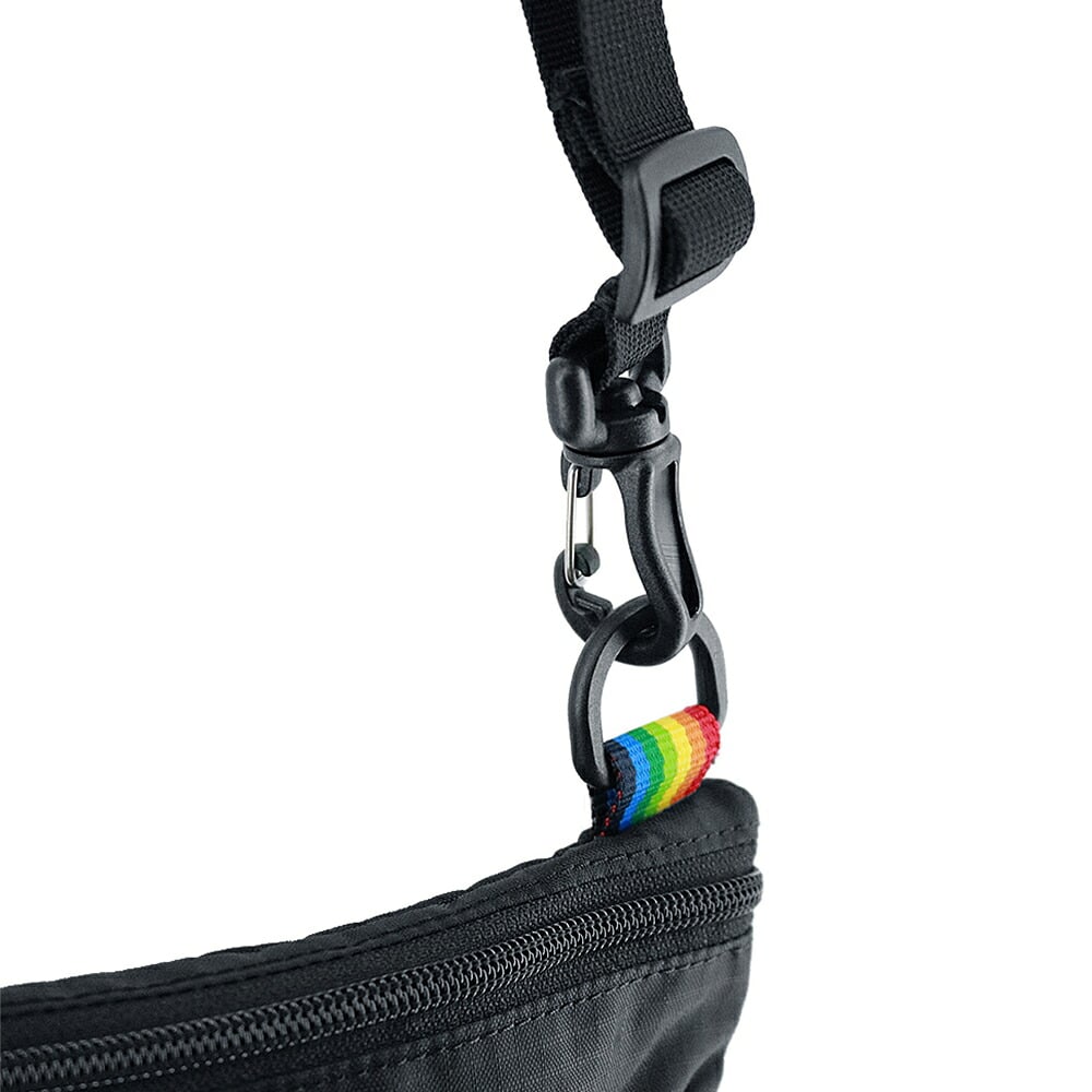 チャムス ショルダーバッグ 斜め掛け サコッシュ 1L B6 2WAY CHUMS スプリングデールサコッシュ CH60-4103 メンズ レディース キッズ 誕生日プレゼント ギフト ラッピング無料 正規代理店 1.ブラックxレインボー -604103k042 1.ブラックxレインボー