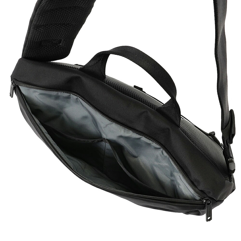 ブリーフィング バッグ ショルダーバッグ 斜め掛け A4対応 BRIEFING MFC メッセンジャー Mサイズ BRA253L46 メンズ ブラック -010 ブラック