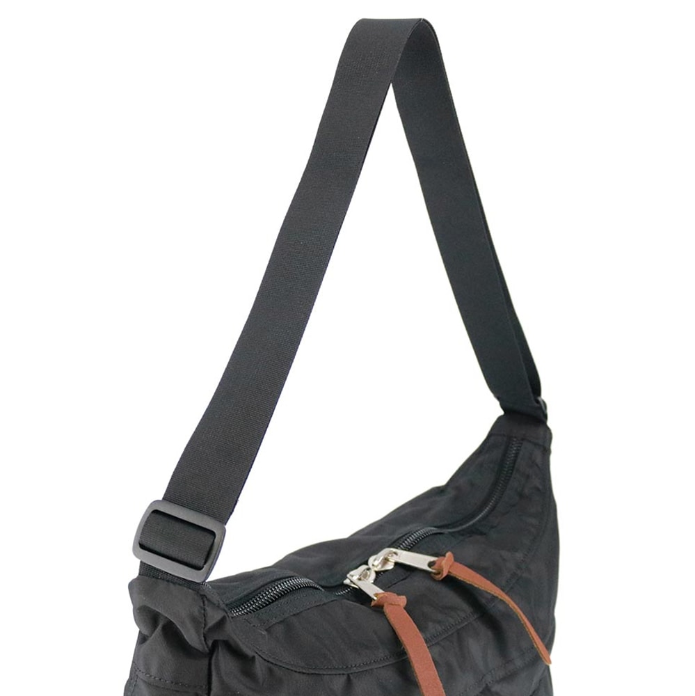 グレゴリー ショルダーバッグ 斜め掛け A4 B4 19L Lサイズ GREGORY クラシック サッチェルL 4.バリスティックブラック -190207133097 4.バリスティックブラック