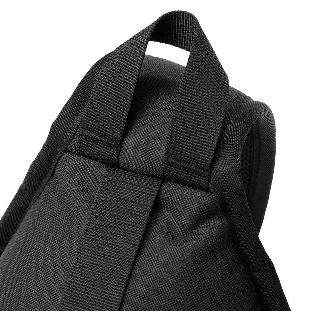 ノースフェイス ボディバッグ ワンショルダー 斜め掛け 7L A5 コンパクト THE NORTH FACE リープスリング NM72600 2.ヴィンテージホワイト -nm72600vw 2.ヴィンテージホワイト