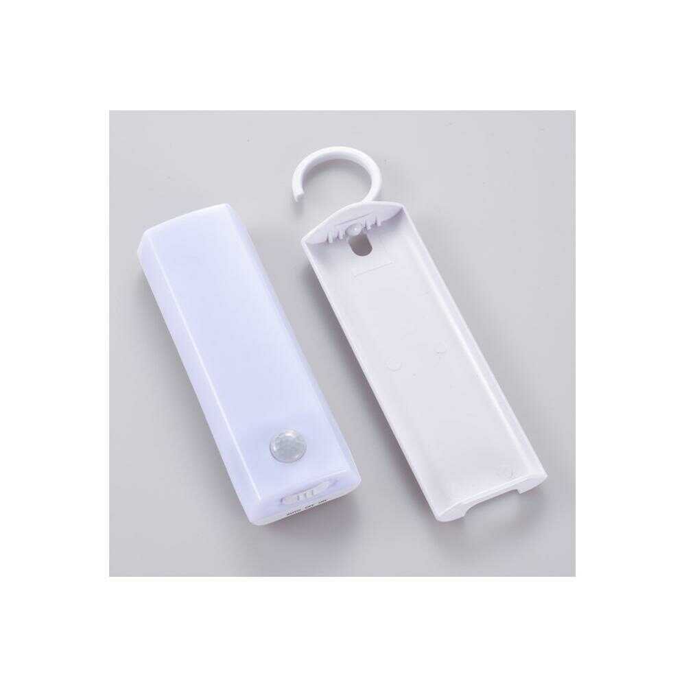 オーム電機 LEDセンサーライト ハンガー付 人感明暗 ホワイト