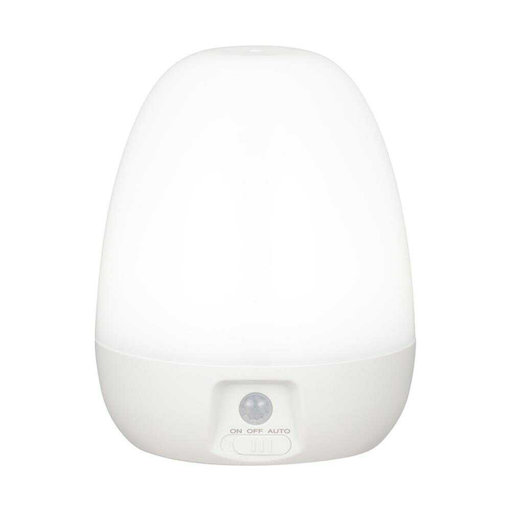 オーム電機 LEDナイトライト 明暗人感 屋内用 電池式 ホワイト