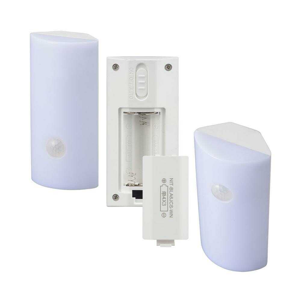 オーム電機 LEDセンサーライト 人感明暗センサー ホワイト