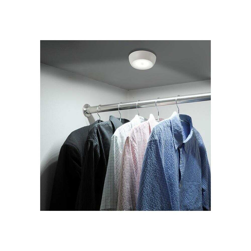 オーム電機 LEDセンサーライト 明暗人感 屋内/屋外兼用 ホワイト