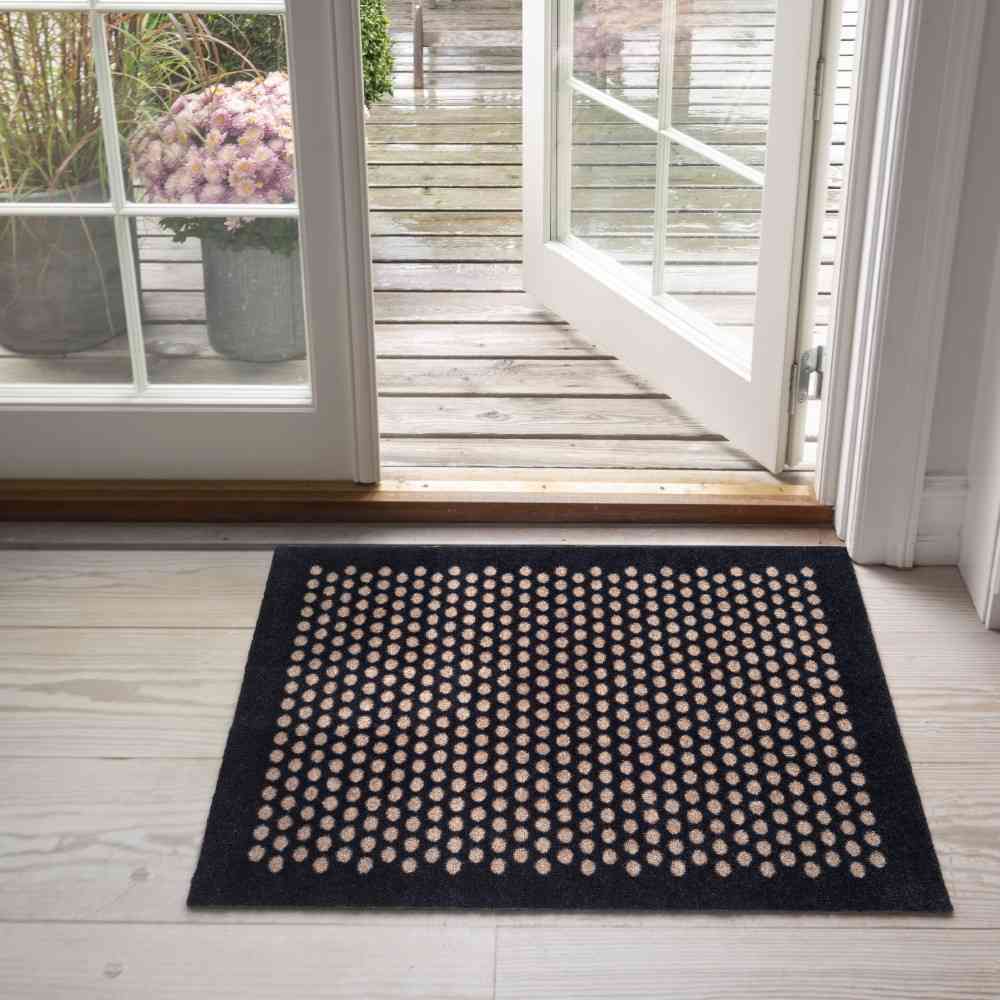 藤栄 tica copenhagen(チカ コペンハーゲン) フロアマット 60×90 DOT Black/Sand