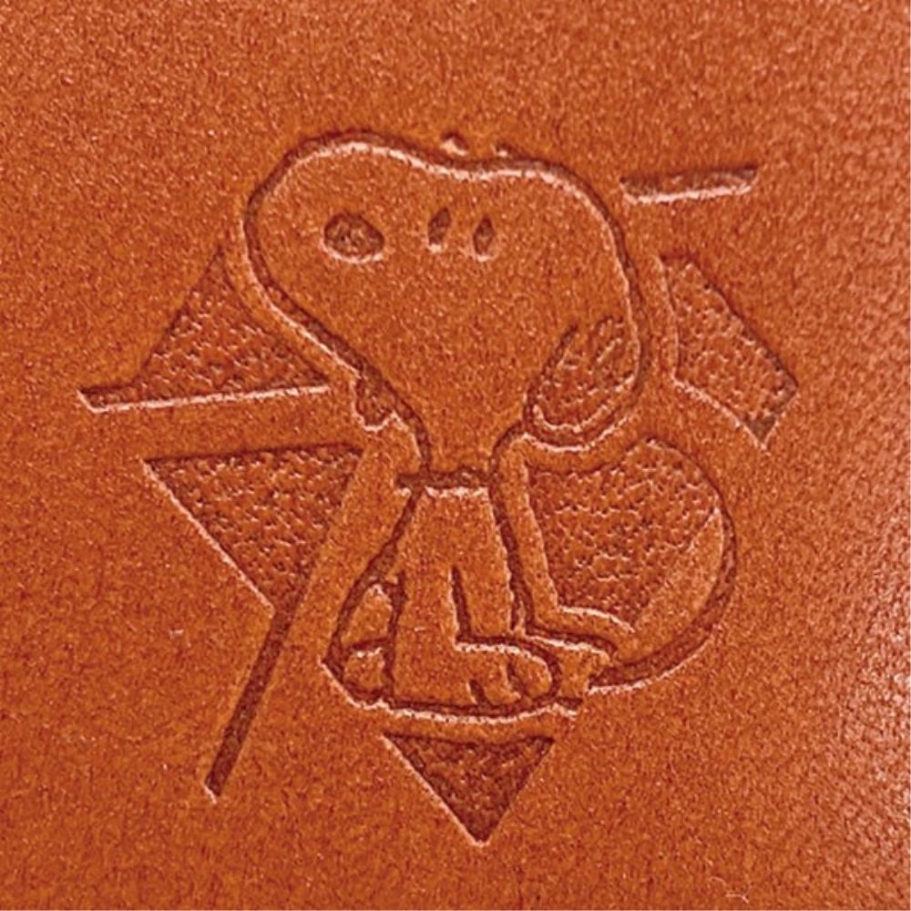 スヌーピーLC 栃木レザー 75パスケース OR SN0174 メーカー直送 ▼返品・キャンセル不可【他商品との同時購入不可】