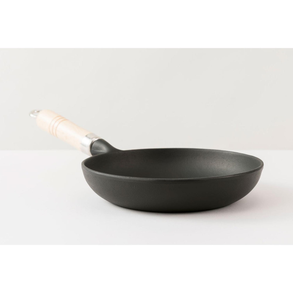 南部鉄器 オムレツパン21(木柄付) 24005 メーカー直送 ▼返品・キャンセル不可【他商品との同時購入不可】