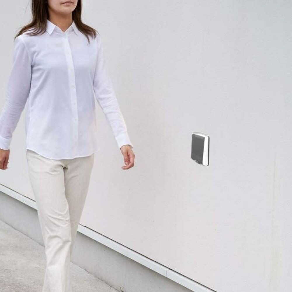 ムサシ どこでもハイブリッドソーラーライト3W 角型 SWL-HB101 ブラック