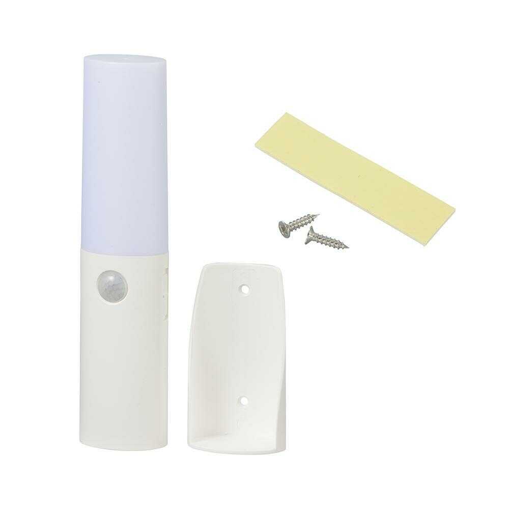 オーム電機 LEDセンサーライト 人感明暗 ハンディライト ホワイト