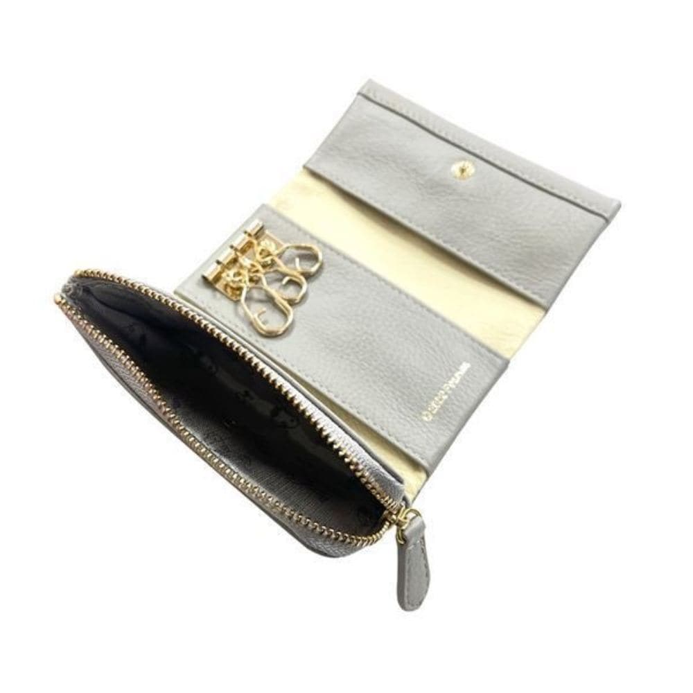 スヌーピーLC SP キーケース グレージュ SN0073 メーカー直送 ▼返品・キャンセル不可【他商品との同時購入不可】