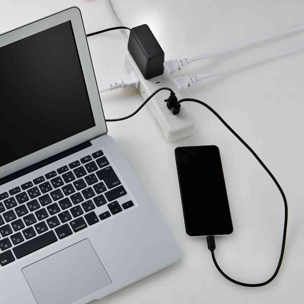 エルパ ELPA コード付6個口USBタップ WL-6322SUC(W)