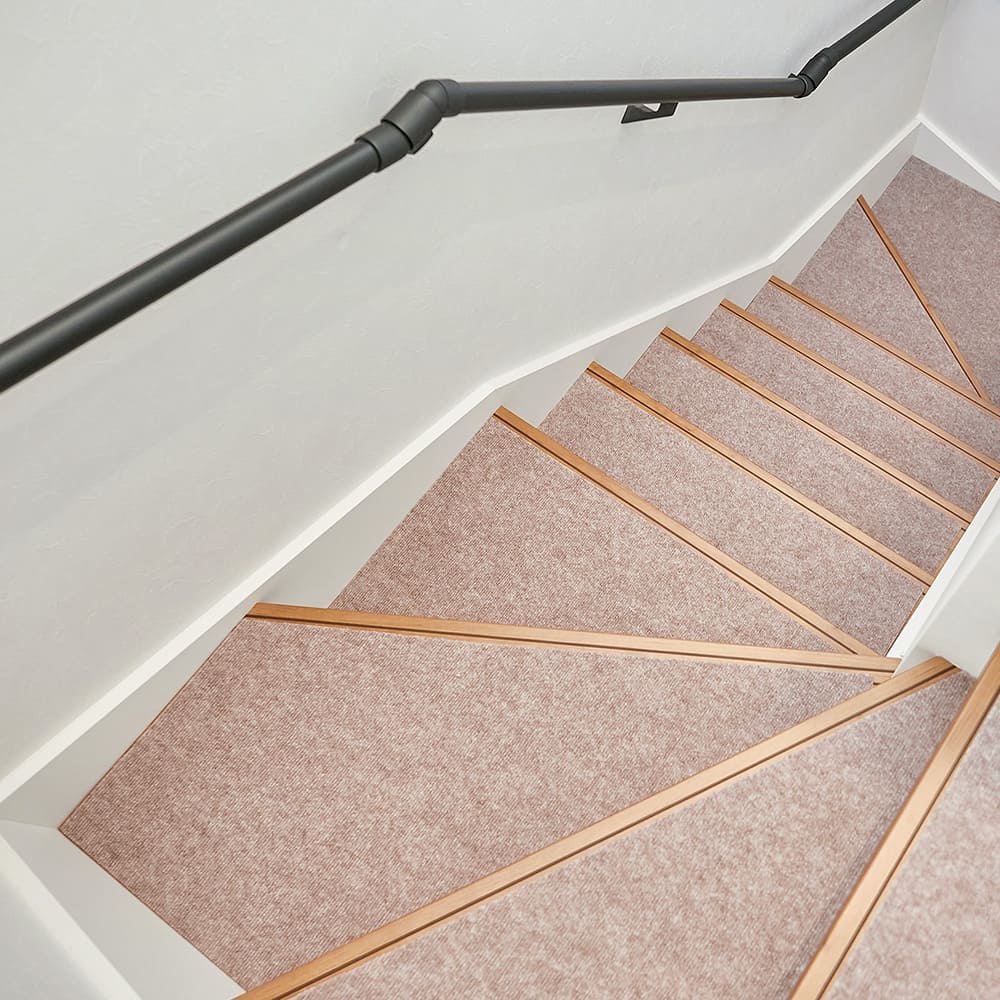 階段マット 踊り場付き 17枚入り ピタロ ベージュ メーカー直送 ▼返品・キャンセル不可【他商品との同時購入不可】