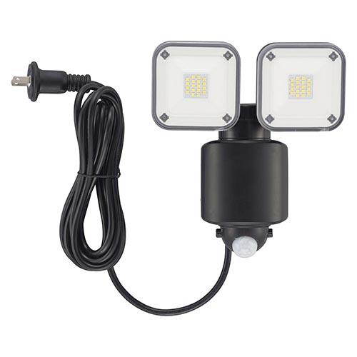 オーム電機(OHM) LS-A320W2 monban 防犯センサーライト 2灯コンセント式 3200ルーメン