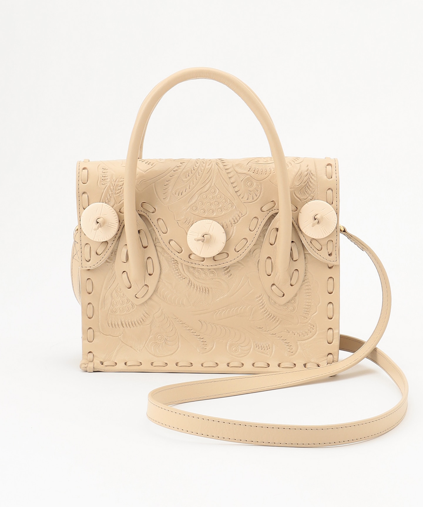 エクリュ （52）