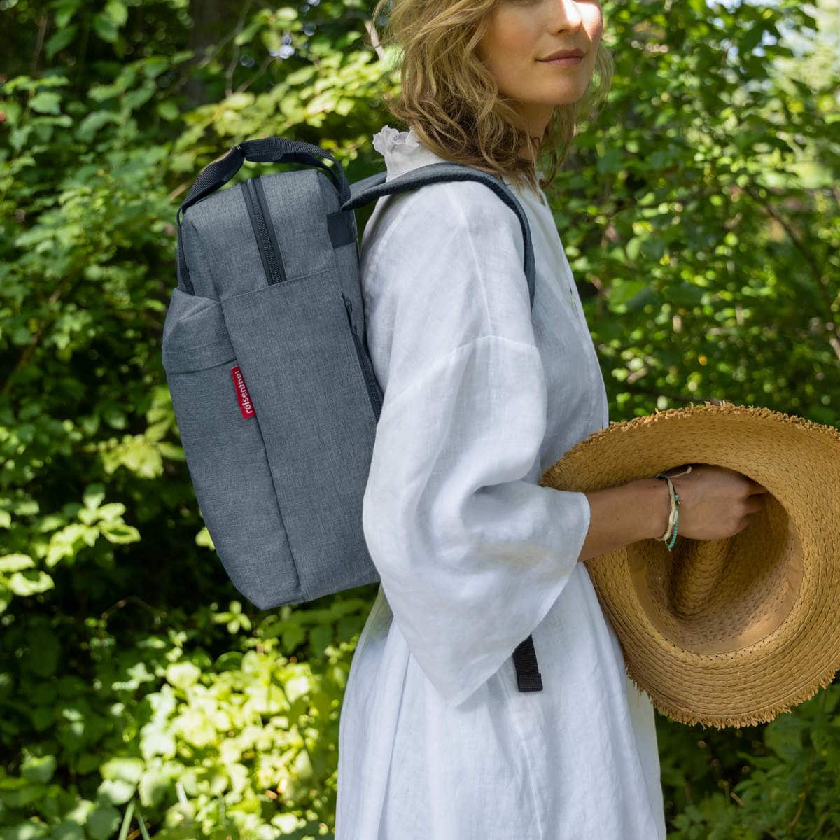 【アウトレット】リュック reisenthel ALLDAYBACK M TWIST ライゼンタール ( リュックサック バックパック レディース メンズ 大人 通勤 通学 ノートパソコン タブレット ママバッグ マザーズバッグ 軽量 おしゃれ ) 【COFFEE】 COFFEE