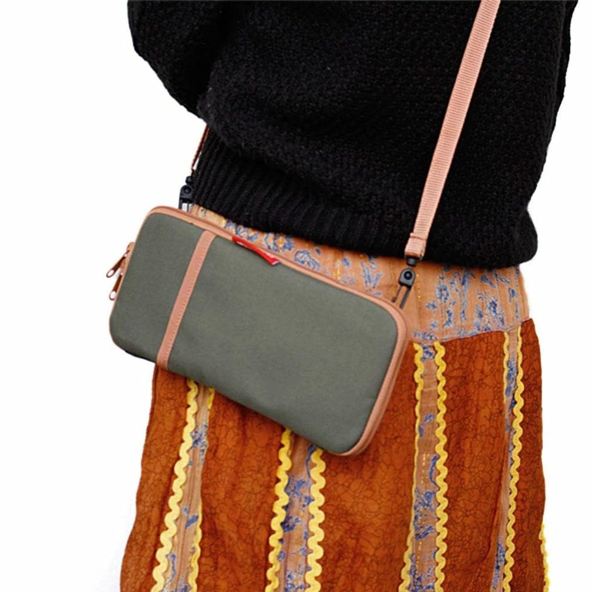 【アウトレット】 ポーチ reisenthel ライゼンタール TOURIST POUCH 2 ( セキュリティポーチ 旅行 パスポートケース トラベル用品 首下げ 貴重品 チケット カード 空港 遊園地 縦 横 肩掛け ショルダー ポケット付き ) 【GLENCHECKRED】 GLENCHECKRED