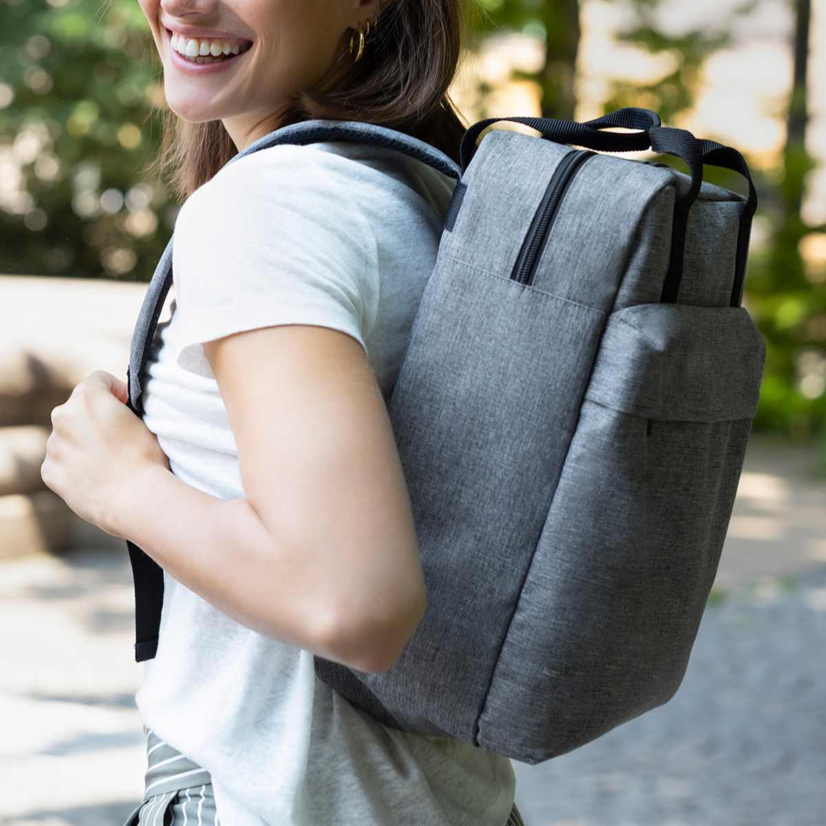 【アウトレット】リュック ライゼンタール OVERNIGHTER BACKPACK M ( reisenthel リュックサック ボックス型 バックパック レディース ツイストシルバー タブレット PC 収納 おしゃれ ) SILVER