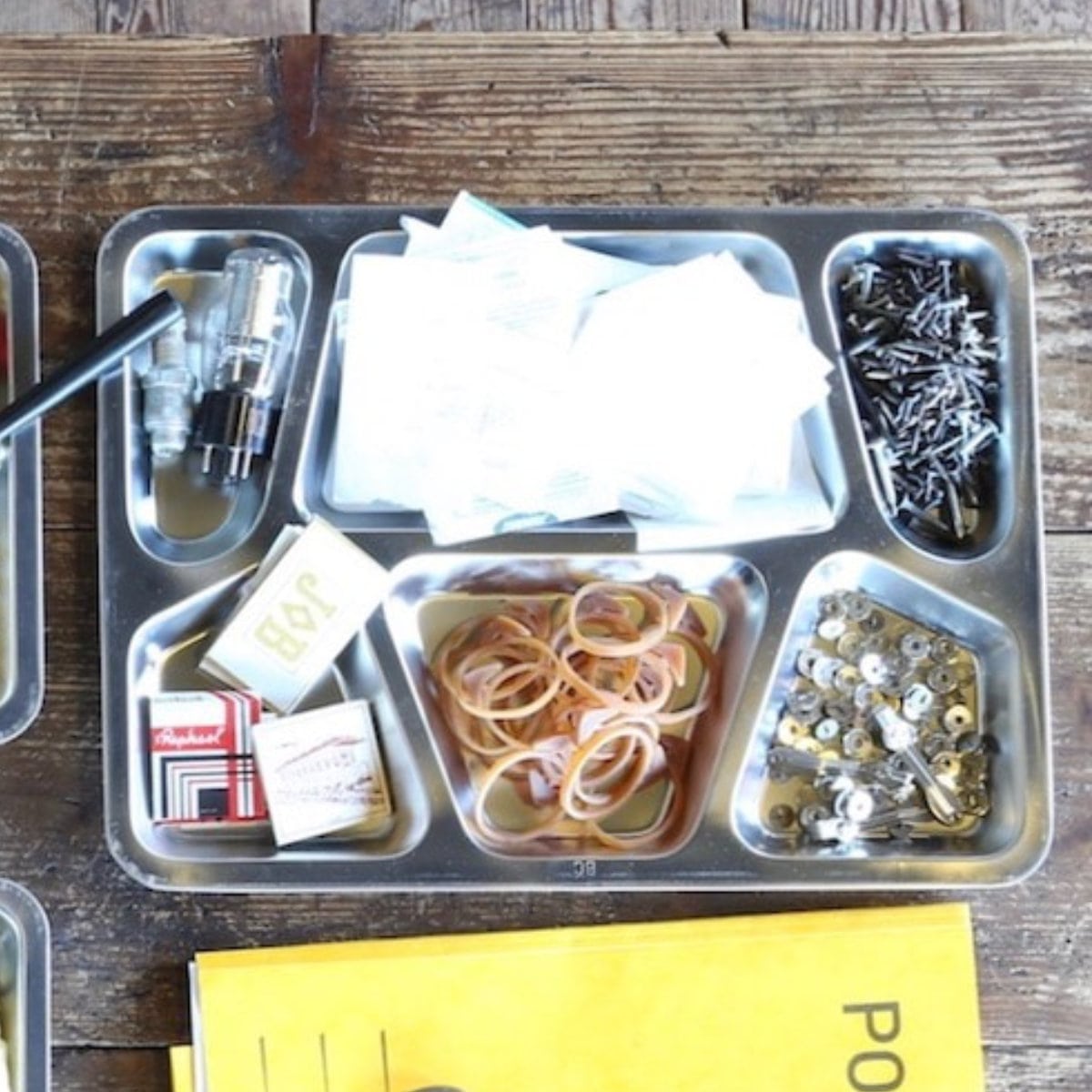 ダルトン プレート D 39cm ステンレス （ DULTON 食洗器対応 ステンレスプレート ステンレストレー ステンレス製プレート 仕切り皿 ワンプレート キャンプ食器 アウトドア キャンプ ランチ 仕切り ランチプレート おしゃれ ）