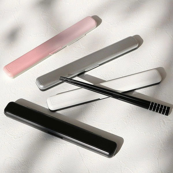 箸＆箸箱セット 箸 箸箱 LUNCH CHOPSTICKS samon 18cm （ カトラリー はし 箸＆箸箱 ケース ハシ 携帯用カトラリー シンプル かっこいい 砂紋 さもん おしゃれ 和風 和 天然木 ） 【ブラック】