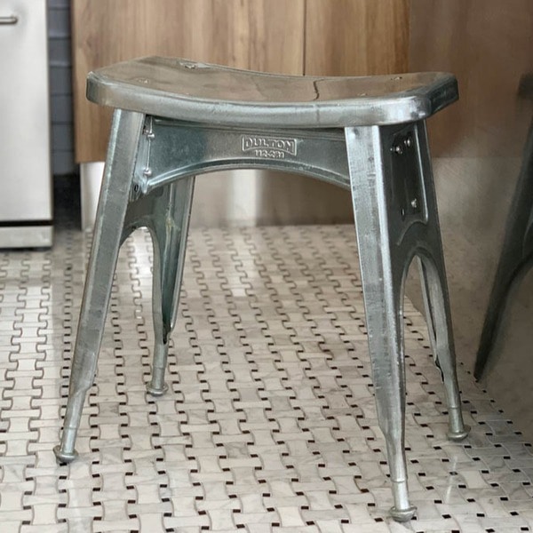 スツール 高さ46cm ダルトン DULTON キッチン 腰掛 スチール ヴィンテージ調 椅子 メッキ （ イス いす 腰掛け チェア チェアー 玄関 ミニチェア リビング スチールチェア キッチンスツール インダストリアル おしゃれ ）