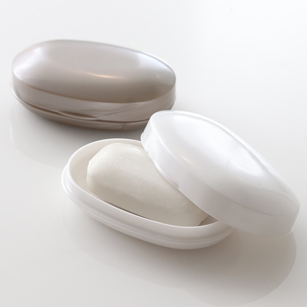 石鹸箱 ラスレヴィーヌ 抗菌 Ag＋ 日本製 （ 石鹸皿 ソープディッシュ お風呂 銀 Aｇ 石けん 石鹸 箱 皿 置き 石鹸ケース Ag抗菌 銀抗菌 ふた付き 蓋 フタ せっけん 置き皿 銀イオン 衛生的 ジム スパ 温泉 バス用品 洗面用品 ）【 ホワイト 】