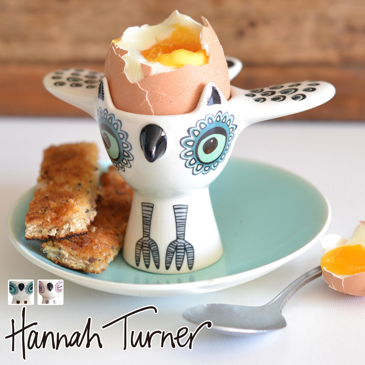 エッグカップ Hannah Turner Egg cups Owl フクロウ （ ハンナターナー エッグスタンド 陶器 卵立て 食器 朝食 ゆで卵 小物入れ 小物収納 鳥 ふくろう エッグポット たまご立て タマゴ立て ゆでたまご 鍵置き アニマル グッズ 雑貨 ） 【GREEN】