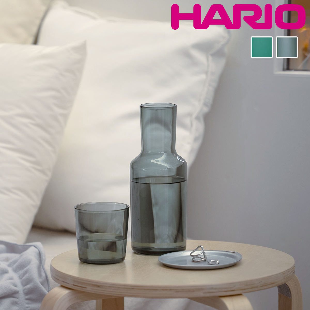 ハリオ カラフェ 600ml ナイトカラフェ HARIO COLORS 耐熱ガラス （ ピッチャー 水差し 水入れ 耐熱 ガラス製 熱湯 取っ手なし コップ付き 寝室 就寝時 水分補給 おしゃれ ） 【グリーン】