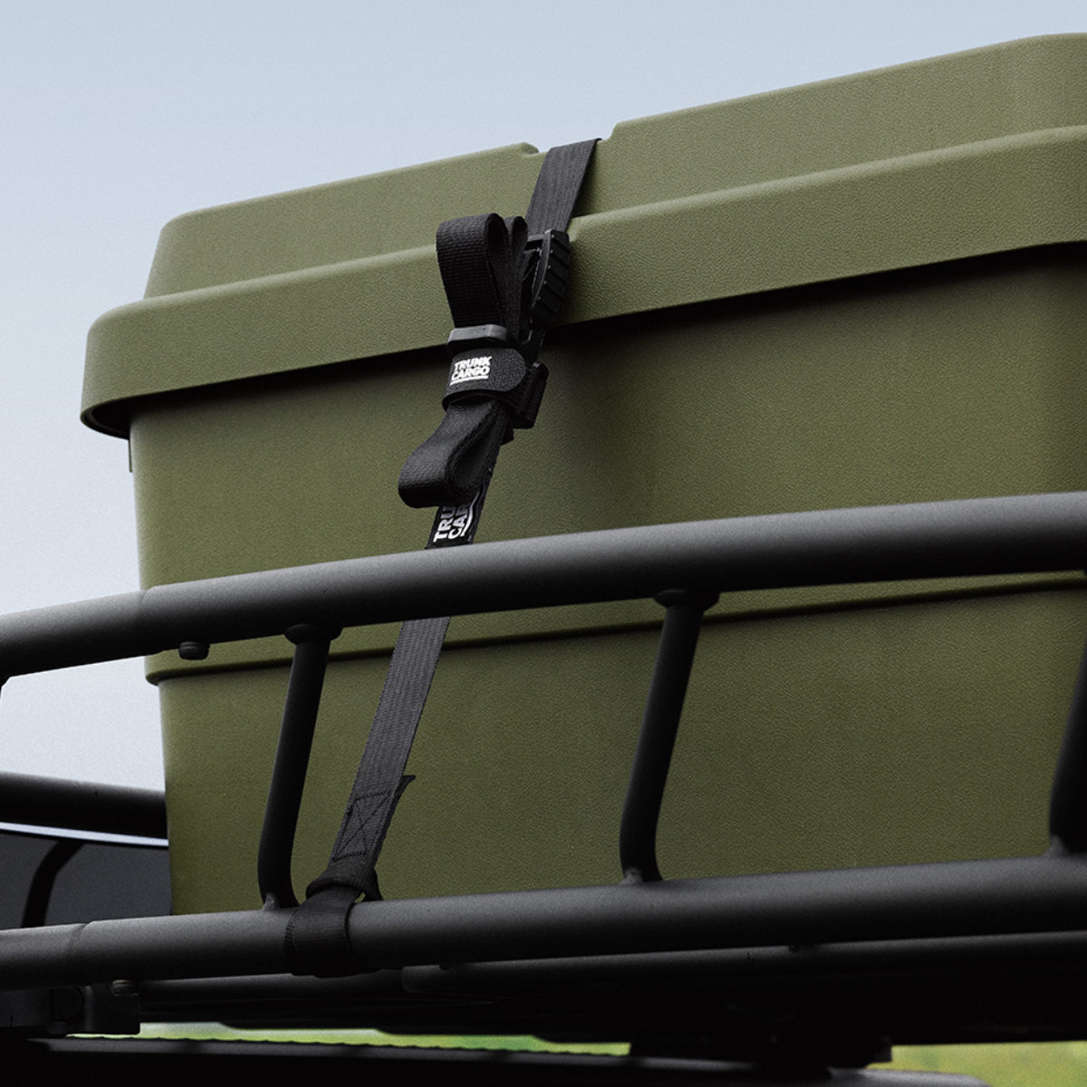 トランクカーゴ ルーフキャリアベルト 固定ベルト 車載 荷締めベルト （ ベルト 荷物 車 固定 ルーフキャリア キャリアベルト 荷留め キャンプ用品 アウトドア用品 サーフィン レジャー 荷物留め 便利 シンプル ）