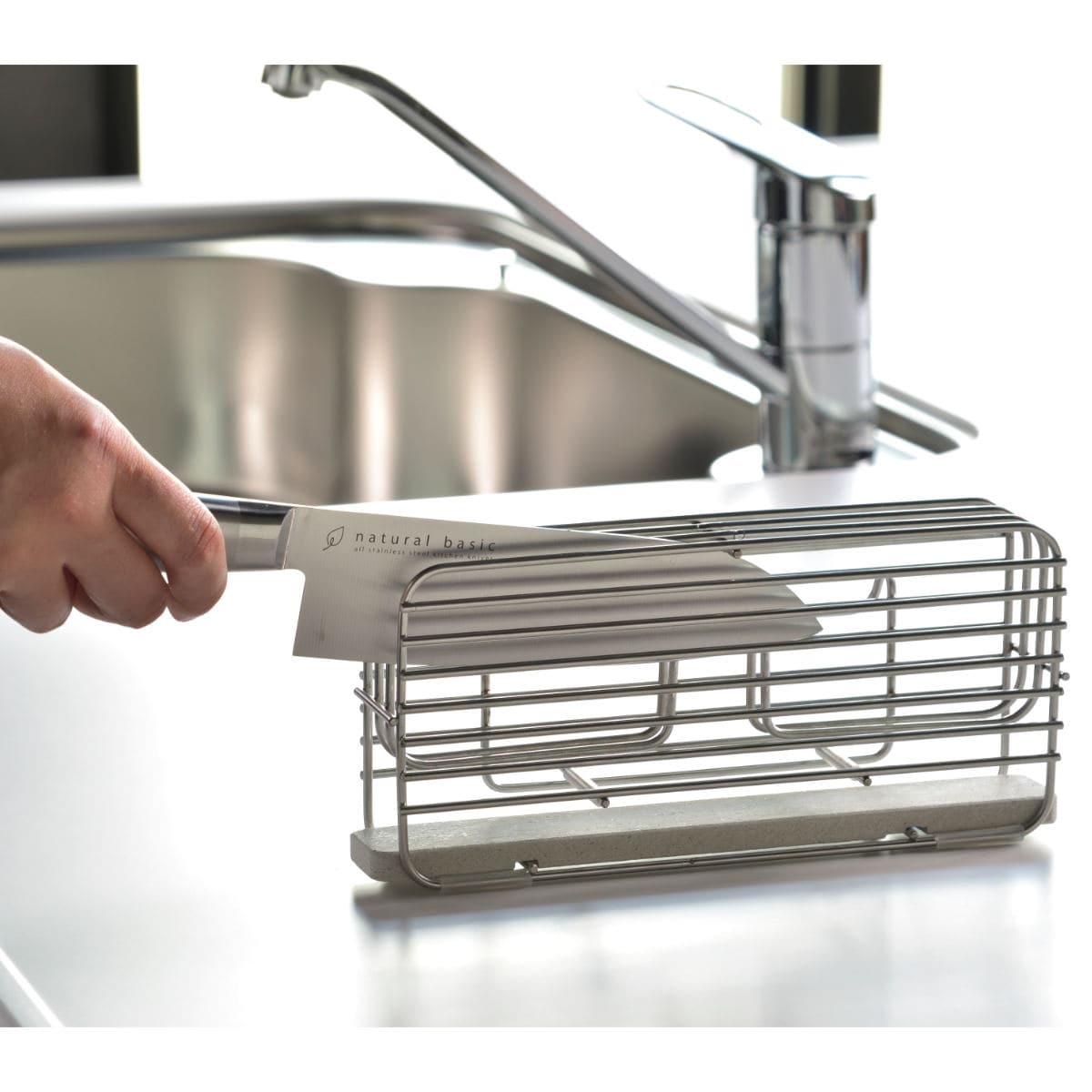 ビーワーススタイル KAWAKI 包丁スタンド ( 珪藻土 ステンレス 日本製 包丁立て 包丁差し ナイフスタンド 包丁たて 包丁ケース 包丁収納 ナイフケース 包丁入れ ナイフブロック 包丁 スタンド )