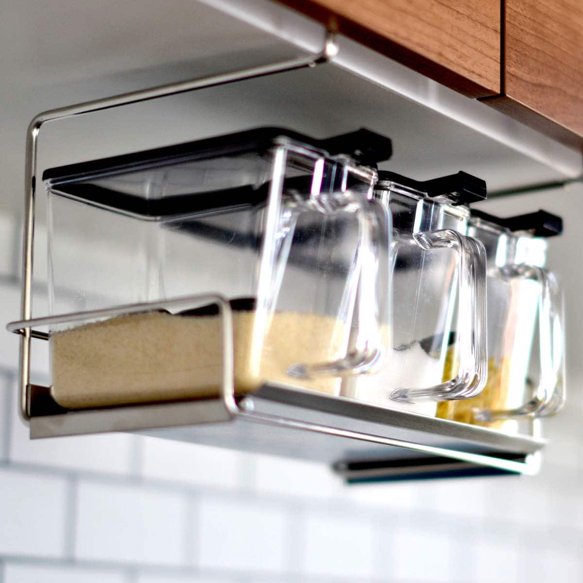 調味料ラック 吊り戸棚スパイスラック bws SELECTION ( 調味料ポット付き スプーン付き 日本製 ステンレス ビーワースセレクション 戸棚下収納 まな板ホルダー スパイスラック 吊り下げ収納 キッチンラック )