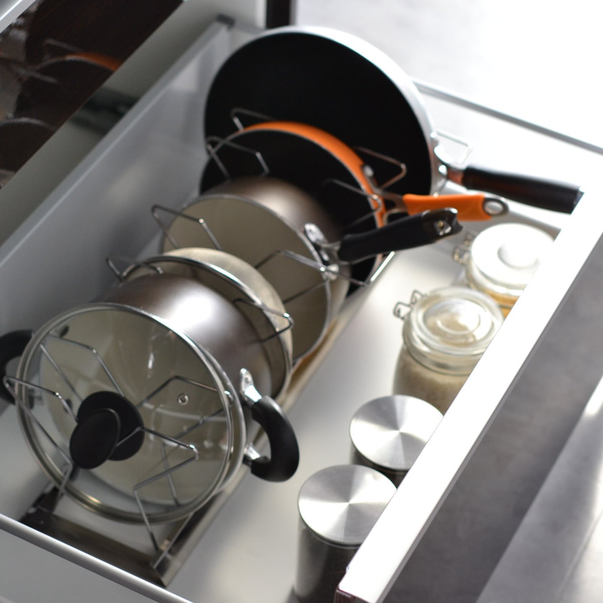 フライパンラック シンク下鍋・フライパン収納ラック bws SELECTION 幅37.5~65cm ( 日本製 ステンレス ビーワースセレクション シンク下収納 シンク収納 フライパン収納 鍋収納 シンク下収納ラック )