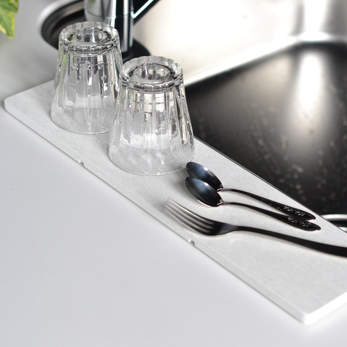 水切りトレー KAWAKI モイストレイ まな板スタンド 専用トレー 単品 ( 珪藻土 日本製 珪藻土トレー 水切り モイストレー 吸水トレー 吸水 速乾 乾燥 吸水トレイ 水切りトレイ 専用トレイ 水切りプレート )