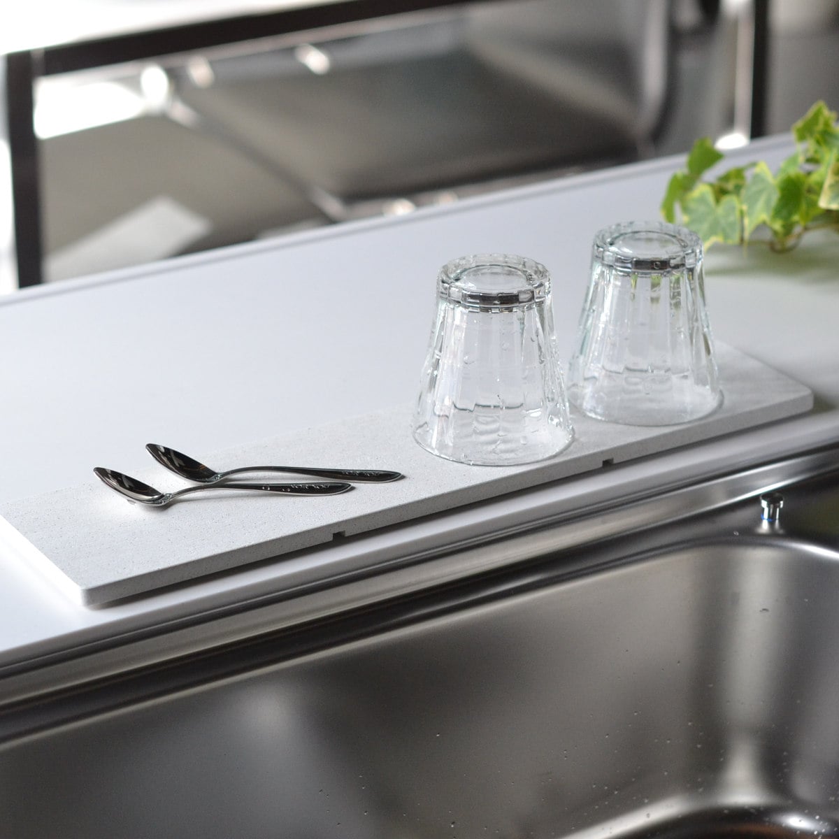 水切りトレー KAWAKI モイストレイ まな板スタンド 専用トレー 単品 ( 珪藻土 日本製 珪藻土トレー 水切り モイストレー 吸水トレー 吸水 速乾 乾燥 吸水トレイ 水切りトレイ 専用トレイ 水切りプレート )