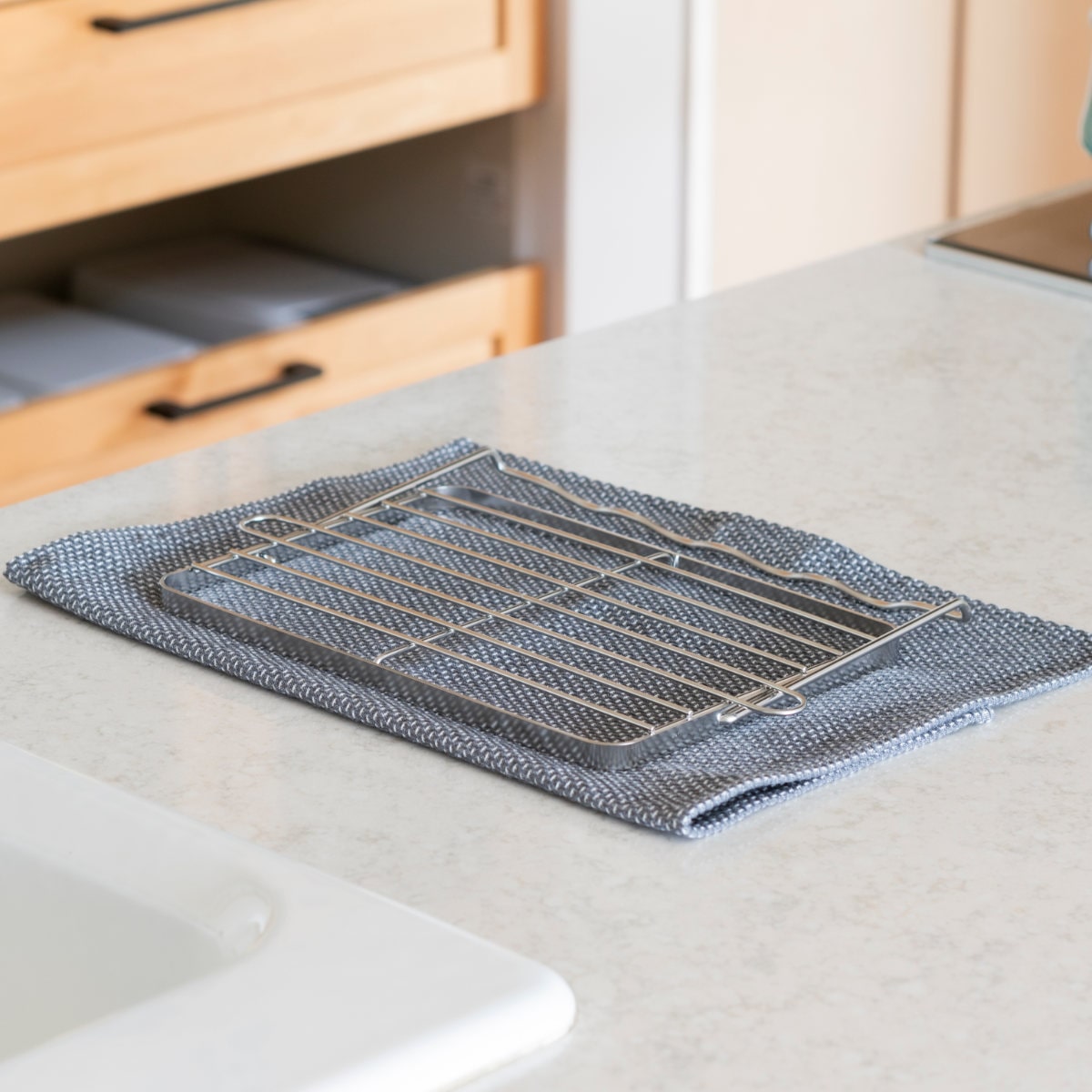 ビーワーススタイル すっきり暮らすジャグボトルスタンド ジャンボ ( 水切りラック 日本製 ステンレス 水切りかご 水切りカゴ 水切り シンク上 折りたたみ 食洗機対応 水筒 ラック スタンド コンパクト )