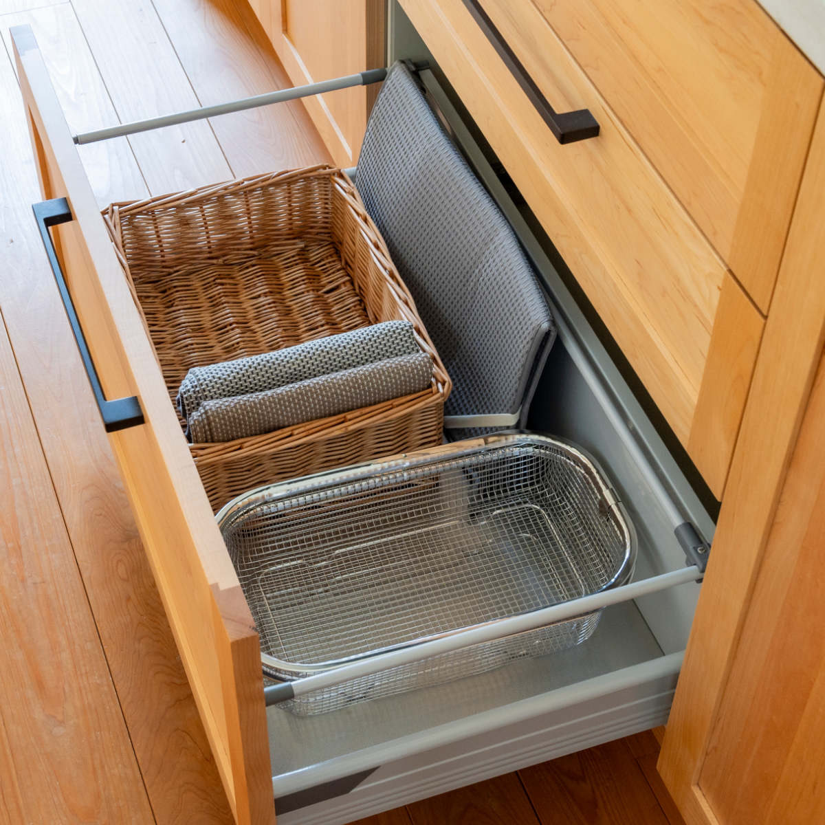 ビーワーススタイル すっきり暮らす水切りマット ( 水切りラック 大判 洗える 畳める 厚手 洗濯対応 吸水速乾マット 食器乾燥マット シンクマット キッチン )