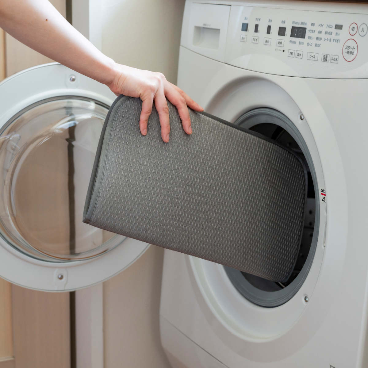 ビーワーススタイル すっきり暮らす水切りマット ( 水切りラック 大判 洗える 畳める 厚手 洗濯対応 吸水速乾マット 食器乾燥マット シンクマット キッチン )